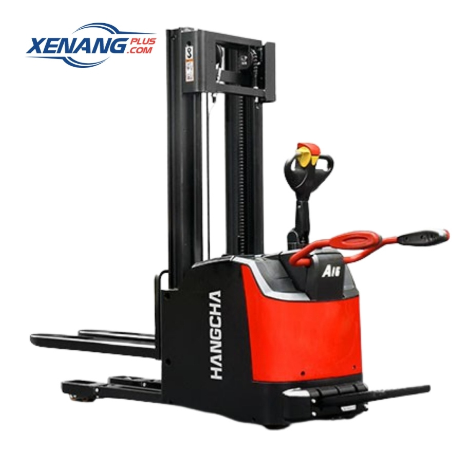 Giới thiệu tổng quan về xe nâng Stacker