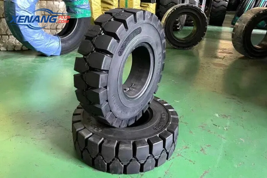 Lốp hơi là loại lốp có khả năng đàn hồi tốt