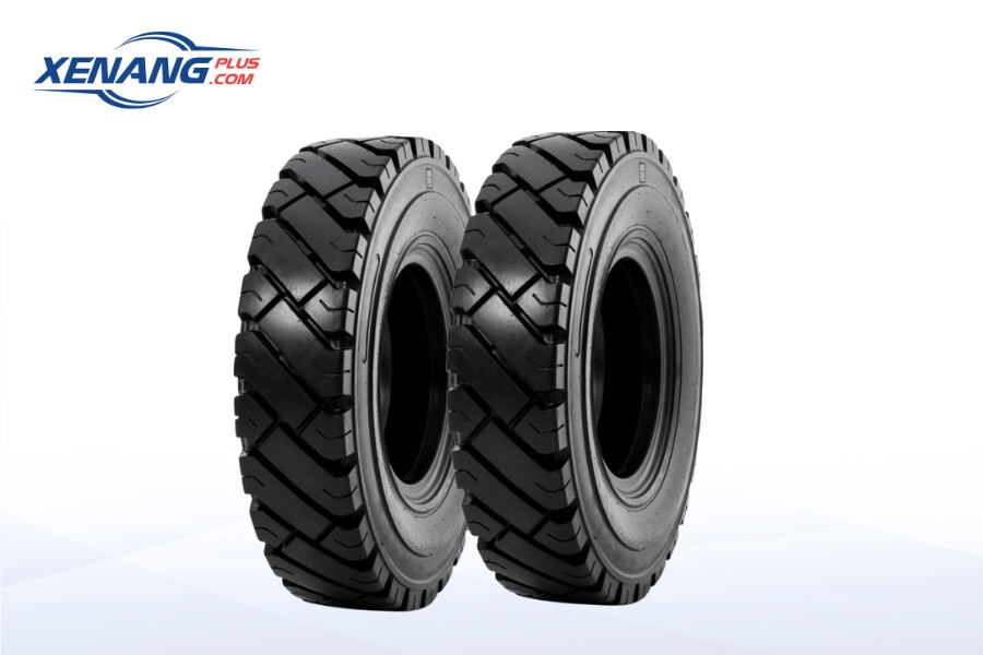 Lốp đặc là loại lốp xe nâng được đúc hoàn toàn từ cao su đặc