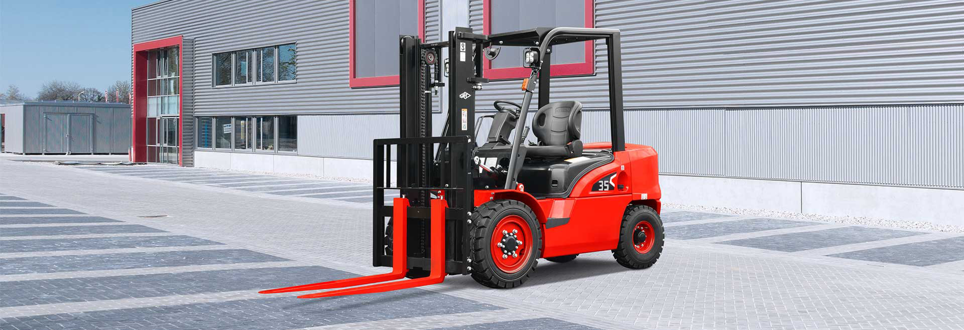 Xe nâng dầu 3.5 tấn