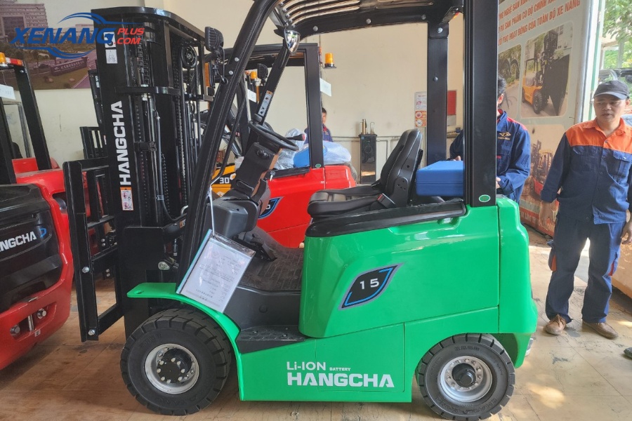 Khung xe được thiết kế trọng t&acirc;m thấp gi&uacute;p xe giữ được độ ổn định cao