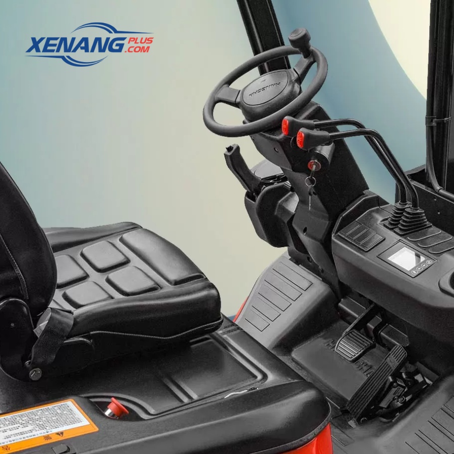 Bộ điều khiển Curtis chính hãng từ Mỹ giúp xe vận hành ổn định