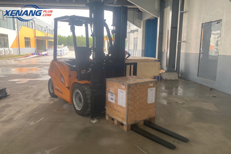 Xe nâng điện 3.5 tấn CPD35-XAJ4-I có khả năng nâng tải lớn, làm việc ổn định