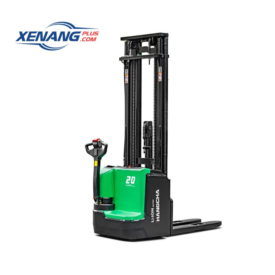 Xe nâng điện đứng lái