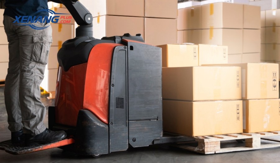 Vệ sinh xe thường xuyên bằng khăn khô để xe sạch sẽ và hoạt động bền bỉ