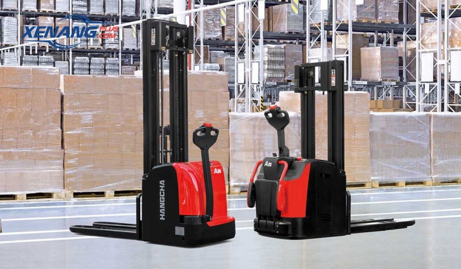 Xe nâng tay điện cao có tải trọng từ 1 - 2.5 tấn