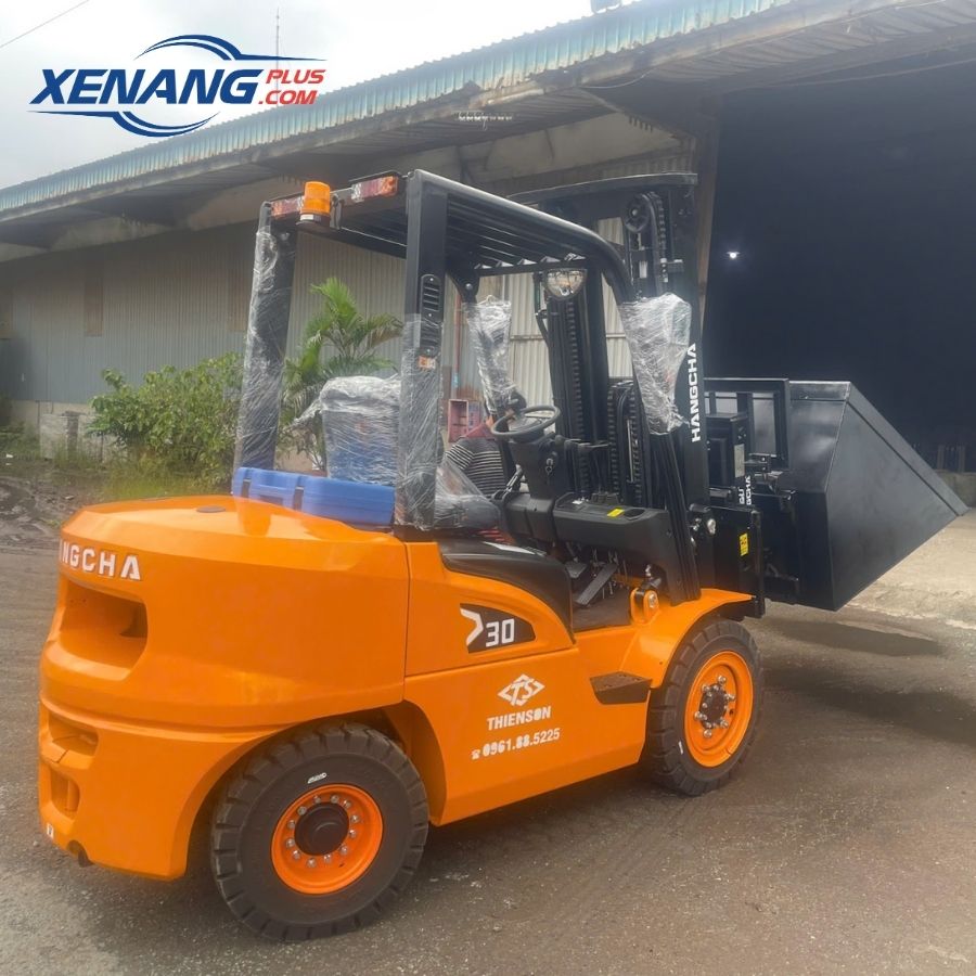 Khung xe được chế tạo từ thép cường lực, có khả năng chịu tải cao